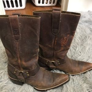Ariat cowboy boots